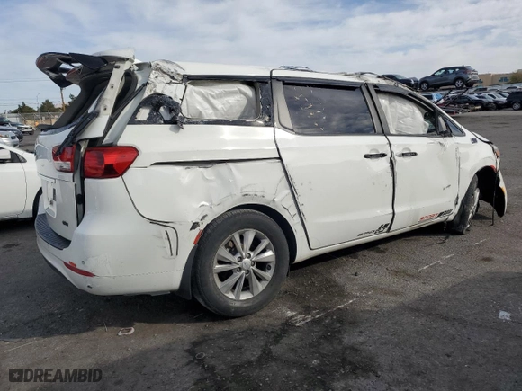 2015 Kia Sedona L with VIN KNDMA5C13F6022144, listed as a Copart auction lot 47107015 with 247,265 mi miles and Salvage Title. Bid and sale history available at carsss.com. Image 3.