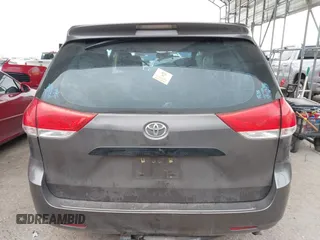 2014 Toyota Sienna L with VIN 5TDZK3DC5ES475204, listed as a IAAI auction lot 41277584 with 125,735 mi miles. Bid and sale history available at carsss.com. Image 15.