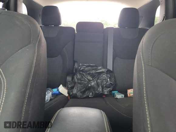 2017 Jeep Cherokee Latitude with VIN 1C4PJLCB9HW527036, listed as a Copart auction lot 58769755 with 36,826 mi miles and Salvage title. Bid and sale history available at DreamBid. Image 10.