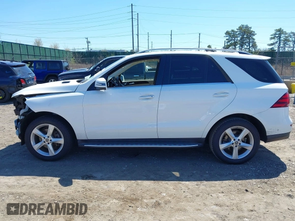 2018 Mercedes-Benz GLE 350 with VIN 4JGDA5HB1JB042700, listed as a IAAI auction lot 42052645 with 77,740 mi miles and . Bid and sale history available at DreamBid. Image 14.