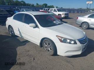 2012 Honda Accord LX Premium z VIN 1HGCP2F47CA161914, wystawiony jako IAAI lot #42007287 z przebiegiem 106 839 mil mil oraz . Historia ofert i sprzedaży dostępna na DreamBid. Obrazek 1.
