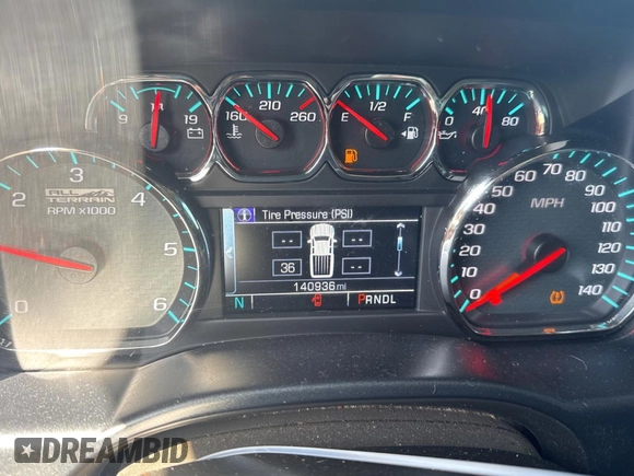 2017 GMC Sierra 1500 SLT z VIN 1GTV2NEC3HZ246368, wystawiony jako Copart lot #50406265 z przebiegiem 140 936 mil mil oraz Czysty tytuł • Clean title. Historia ofert i sprzedaży dostępna na DreamBid. Obrazek 8.