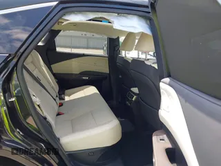 2024 Lexus RX 450h+ Luxury z VIN JTJCJMGA2R2011919, wystawiony jako IAAI lot #42341635 z przebiegiem 28 688 mil mil oraz . Historia ofert i sprzedaży dostępna na DreamBid. Obrazek 8.