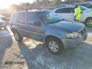 2007 Ford Escape Limited with VIN 1FMYU94197KA86109, listed as a IAAI auction lot 41307079 with 186,606 mi miles. Bid and sale history available at carsss.com. Image 1.