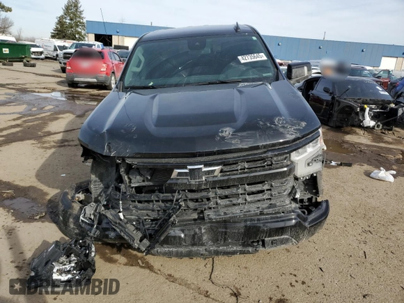 2022 Chevrolet Silverado 1500 RST with VIN 1GCUDEET6NZ599205, listed as a Copart auction lot 42735645 with Not Provided miles and Clean Title. Bid and sale history available at DreamBid. Image 5.