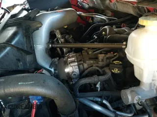 2018 Ram 1500 Express z VIN 1C6RR6KGXJS278282, wystawiony jako IAAI lot #41106230 z przebiegiem 101 997 mil mil oraz . Historia ofert i sprzedaży dostępna na DreamBid. Obrazek 19.