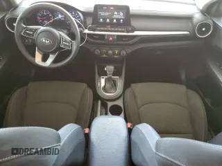 2021 Kia Forte LXS z VIN 3KPF24AD7ME270014, wystawiony jako Copart lot #66052445 z przebiegiem 66 070 mil mil oraz Czysty tytuł • Clean title. Historia ofert i sprzedaży dostępna na DreamBid. Obrazek 8.