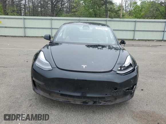 2022 Tesla Model 3 z VIN 5YJ3E1EA9NF285649, wystawiony jako Copart lot #59193635 z przebiegiem Nie podano mil oraz Szkoda całkowita • Salvage title. Historia ofert i sprzedaży dostępna na DreamBid. Obrazek 5.