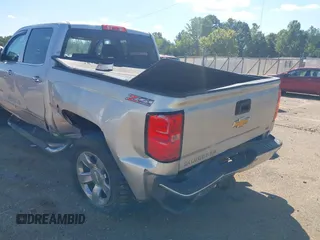 2015 Chevrolet Silverado 1500 LTZ with VIN 3GCUKSEC6FG510061, listed as a IAAI auction lot 40384385 with 156,882 mi miles. Bid and sale history available at carsss.com. Image 17.
