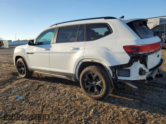 2024 Volkswagen Atlas Peak Edition SE with VIN 1V2CR2CA5RC586126, listed as a Copart auction lot 80706084 with 5,106 mi miles and Salvage title. Bid and sale history available at DreamBid. Image 2.