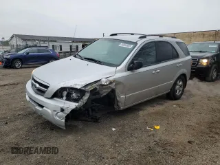 2009 Kia Sorento LX with VIN KNDJC735695873795, listed as a Copart auction lot 50364355 with 102,307 mi miles and Salvage Title. Bid and sale history available at carsss.com. Image 1.