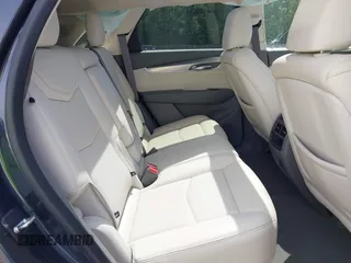 2019 Cadillac XT5 Luxury AWD z VIN 1GYKNDRSXKZ232989, wystawiony jako IAAI lot #42331092 z przebiegiem 54 100 mil mil oraz . Historia ofert i sprzedaży dostępna na DreamBid. Obrazek 8.