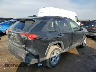 2019 Toyota RAV4 XLE with VIN JTMP1RFV3KD040457, listed as a Copart auction lot 46469435 with 62,067 mi miles and Salvage Title. Bid and sale history available at carsss.com. Image 3.