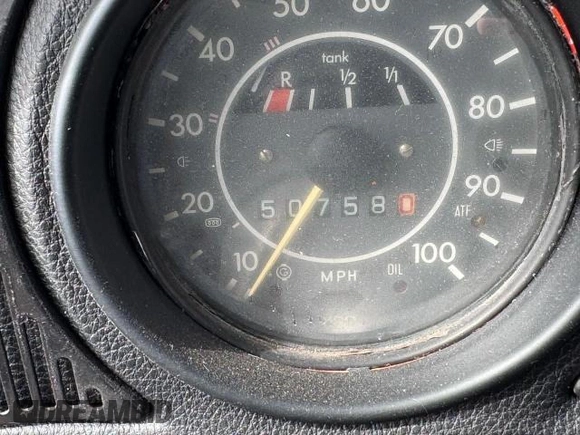 1972 Volkswagen Beetle with VIN 1122258929, listed as a Copart auction lot 42211185 with 50,758 mi miles and Clean Title. Bid and sale history available at DreamBid. Image 8.