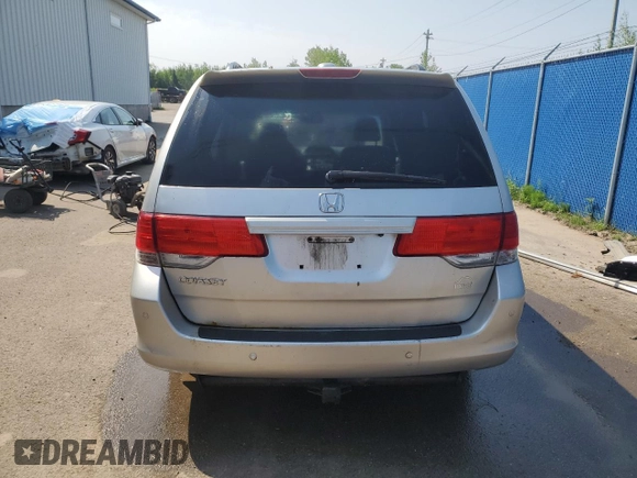 2008 Honda Odyssey EX-L z VIN 5FNRL38738B508431, wystawiony jako Copart lot #59851195 z przebiegiem Nie podano mil oraz Czysty tytuł • Clean title. Historia ofert i sprzedaży dostępna na DreamBid. Obrazek 6.