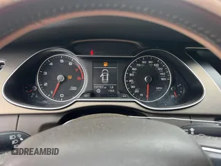 2013 Audi A4 Premium z VIN WAUBFAFL0DN036100, wystawiony jako IAAI lot #42399406 z przebiegiem 137 757 mil mil oraz . Historia ofert i sprzedaży dostępna na DreamBid. Obrazek 6.