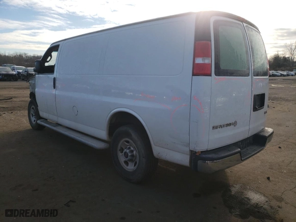 2019 GMC Savana Cargo Van with VIN 1GTW7AFG4K1335887, listed as a Copart auction lot 80944784 with 0 mi miles and Salvage Title. Bid and sale history available at carsss.com. Image 2.