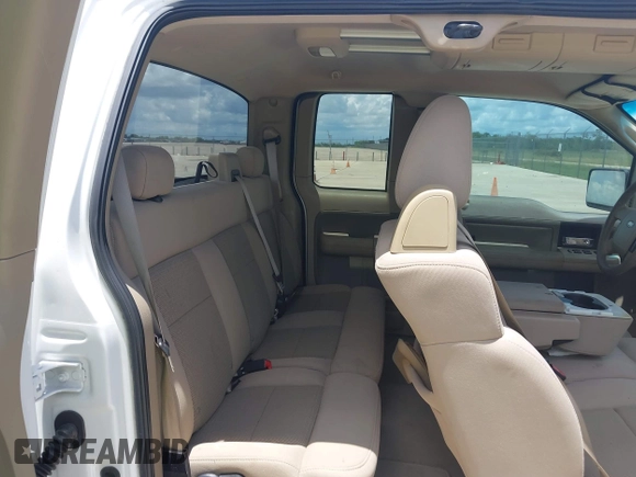2004 Ford F-150 STX with VIN 1FTRX12W84NB06070, listed as a IAAI auction lot 42614653 with 254,056 mi miles and . Bid and sale history available at DreamBid. Image 8.