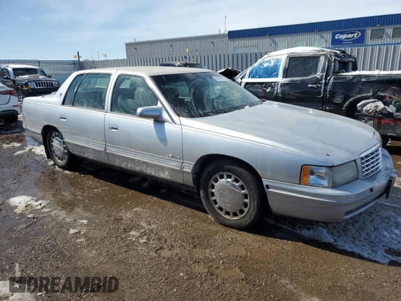 1999 Cadillac DeVille z VIN 1G6KD54Y5XU774986, wystawiony jako Copart lot #50167955 z przebiegiem 151 375 mil mil oraz Czysty tytuł • Clean title. Historia ofert i sprzedaży dostępna na DreamBid. Obrazek 4.