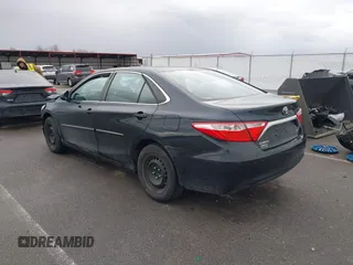2015 Toyota Camry XLE with VIN 4T1BF1FK0FU079141, listed as a IAAI auction lot 41722368 with 89,201 mi miles. Bid and sale history available at carsss.com. Image 3.