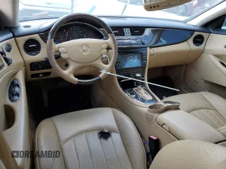 2008 Mercedes-Benz CLS 550 с VIN WDDDJ72X48A130456, выставлен на аукционе Copart как лот 42785025 с пробегом 157 426 миль миль и Списание • Salvage title. История ставок и продаж доступна на DreamBid. Изображение 8.