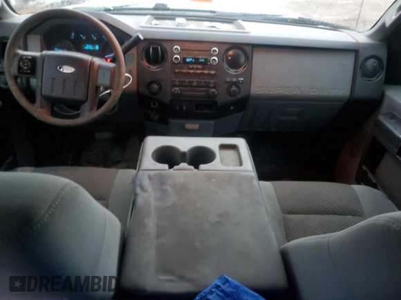 2012 Ford F-250 XL с VIN 1FT7X2B66CEB05883, выставлен на аукционе Copart как лот 54372085 с пробегом 255 836 миль миль и Списание • Salvage title. История ставок и продаж доступна на DreamBid. Изображение 8.