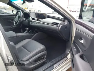 2021 Lexus ES with VIN 58ADZ1B15MU088713, listed as a IAAI auction lot 41756092 with 26,888 mi miles. Bid and sale history available at carsss.com. Image 5.