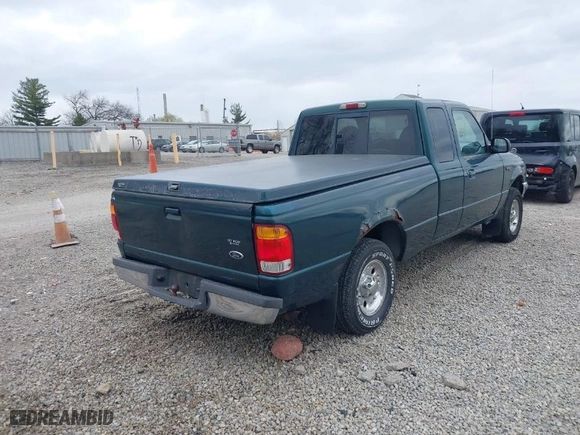1998 Ford Ranger XL with VIN 1FTYR14U8WTA81722, listed as a IAAI auction lot 42042978 with 105,336 mi miles. Bid and sale history available at carsss.com. Image 4.