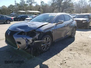 2019 Lexus UX with VIN JTHY3JBH1K2000582, listed as a Copart auction lot 38031233 with 50,601 mi miles. Bid and sale history available at carsss.com. Image 1.