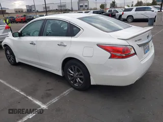 2015 Nissan Altima S with VIN 1N4AL3AP9FC468198, listed as a IAAI auction lot 41511370 with 58,085 mi miles and . Bid and sale history available at DreamBid. Image 3.