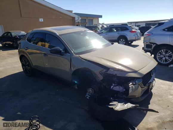 2024 Mazda CX-30 2.5 Carbon Turbo with VIN 3MVDMBXY8RM625722, listed as a Copart auction lot 71303194 with 2,480 mi miles and Salvage Title. Bid and sale history available at carsss.com. Image 4.