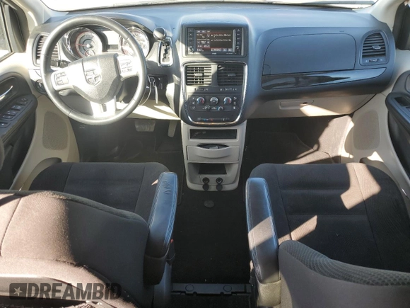 2017 Dodge Grand Caravan SE z VIN 2C4RDGBG0HR731222, wystawiony jako Copart lot #52638415 z przebiegiem 75 427 mil mil oraz Szkoda całkowita • Salvage title. Historia ofert i sprzedaży dostępna na DreamBid. Obrazek 8.