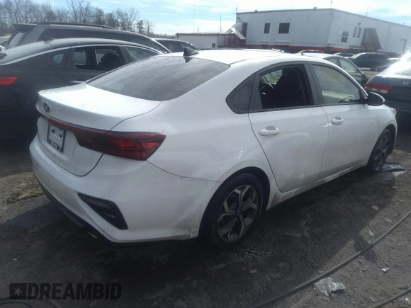 2019 Kia Forte LXS with VIN 3KPF24AD0KE029618, listed as a IAAI auction lot 35861552 with 117,818 mi miles and . Bid and sale history available at carsss.com. Image 4.