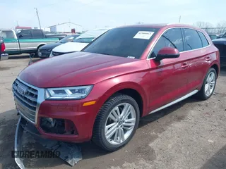 2018 Audi Q5 Premium Plus with VIN WA1BNAFYXJ2077049, listed as a IAAI auction lot 41908063 with 106,215 mi miles. Bid and sale history available at carsss.com. Image 17.