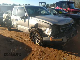 2006 Chevrolet Silverado 1500 LT2 with VIN 1GCEK19B56Z246279, listed as a IAAI auction lot 41315713 with 1 mi miles. Bid and sale history available at carsss.com. Image 1.