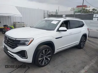 2024 Volkswagen Atlas SEL Premium R-Line with VIN 1V2FR2CA7RC543176, listed as a IAAI auction lot 42358945 with 7,066 mi miles and . Bid and sale history available at DreamBid. Image 18.