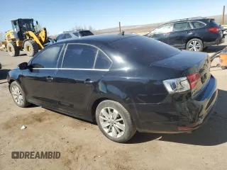 2015 Volkswagen Jetta SE z VIN 3VWD07AJ4FM282387, wystawiony jako Copart lot #48435015 z przebiegiem 177 857 mil mil oraz Szkoda całkowita • Salvage title. Historia ofert i sprzedaży dostępna na DreamBid. Obrazek 2.