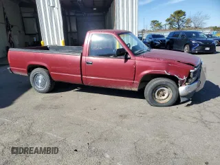 1989 GMC Sierra 1500 with VIN 1GTDC14H5KE547219, listed as a Copart auction lot 48309985 with 36,335 mi miles and Non Repairable. Bid and sale history available at DreamBid. Image 4.