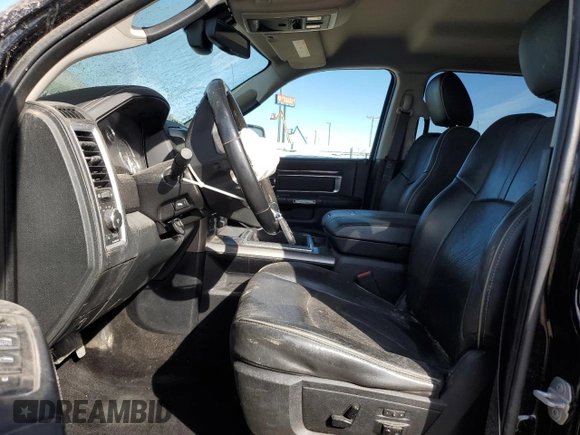 2015 Ram 1500 Laramie Limited z VIN 1C6RR7PT5FS602368, wystawiony jako Copart lot #50266245 z przebiegiem 181 055 mil mil oraz Szkoda całkowita • Salvage title. Historia ofert i sprzedaży dostępna na DreamBid. Obrazek 7.