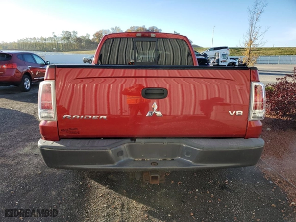 2006 Mitsubishi Raider Duro Cross with VIN 1Z7HT38N66S538442, listed as a Copart auction lot 77142384 with 164741 miles and Clean Title. Bid and sale history available at carsss.com. Image 6.