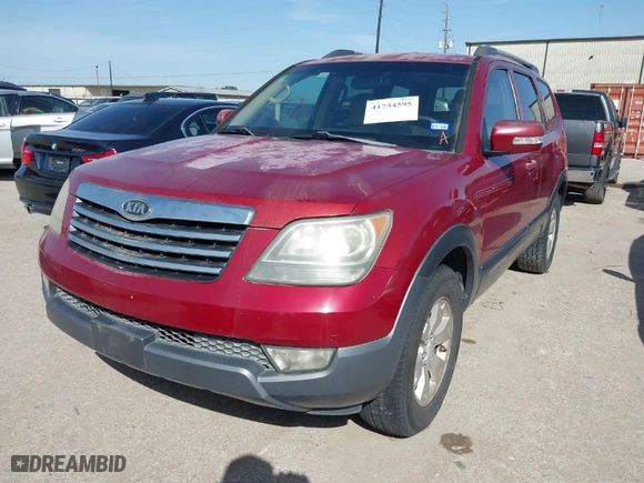 2009 Kia Borrego LX with VIN KNDJJ741795021909, listed as a IAAI auction lot 41734595 with 164,383 mi miles. Bid and sale history available at carsss.com. Image 2.