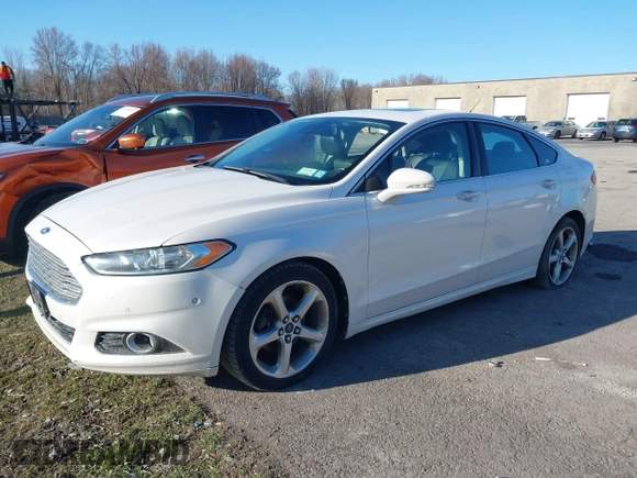 2013 Ford Fusion Titanium with VIN 3FA6P0D99DR147928, listed as a IAAI auction lot 41898122 with 135,693 mi miles. Bid and sale history available at carsss.com. Image 17.