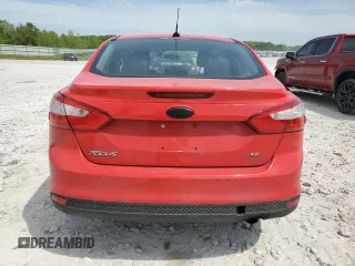 2012 Ford Focus SE with VIN 1FAHP3F27CL114126, listed as a Copart auction lot 57990805 with 131,122 mi miles and Clean title. Bid and sale history available at DreamBid. Image 6.