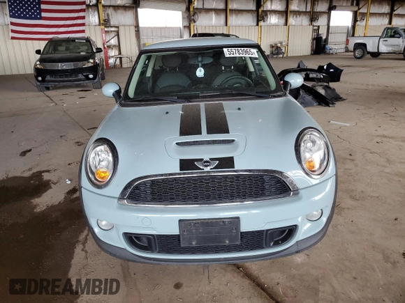2012 MINI Hardtop S with VIN WMWSV3C5XCT387692, listed as a Copart auction lot 56420445 with 84,123 mi miles and Salvage title. Bid and sale history available at DreamBid. Image 5.