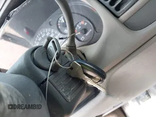 1999 Chevrolet Astro z VIN 1GNDM19W0XB116548, wystawiony jako IAAI lot #41943530 z przebiegiem 124 735 mil mil oraz . Historia ofert i sprzedaży dostępna na DreamBid. Obrazek 11.