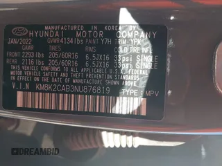 2022 Hyundai Kona SE with VIN KM8K2CAB3NU876819, listed as a IAAI auction lot 42550493 with 25,582 mi miles and . Bid and sale history available at DreamBid. Image 9.