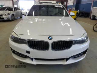 2017 BMW 3 Series 330i xDrive with VIN WBA8Z9C38HG826601, listed as a Copart auction lot 51782145 with 118,967 mi miles and Clean Title. Bid and sale history available at DreamBid. Image 5.
