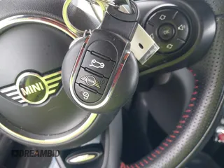 2019 MINI Convertible Cooper S с VIN WMWWG9C51K3E39565, выставлен на аукционе IAAI как лот 42125546 с пробегом 58 634 миль миль и . История ставок и продаж доступна на DreamBid. Изображение 11.