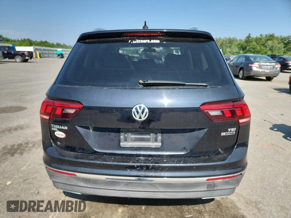 2018 Volkswagen Tiguan SEL with VIN 3VV2B7AX5JM015388, listed as a Copart auction lot 60222195 with 121,389 mi miles and Salvage title. Bid and sale history available at DreamBid. Image 6.