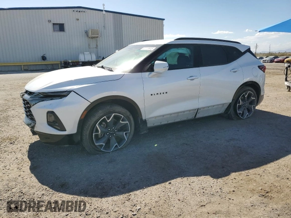2020 Chevrolet Blazer RS z VIN 3GNKBERS4LS622402, wystawiony jako Copart lot #62028845 z przebiegiem 64 632 mil mil oraz Szkoda całkowita • Salvage title. Historia ofert i sprzedaży dostępna na DreamBid. Obrazek 1.